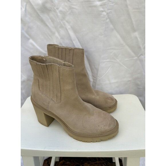 Dolce Vita Women’s Cream Suede‎ Platform Chelsea Boots Size 8.5 - Picture 1 of 9